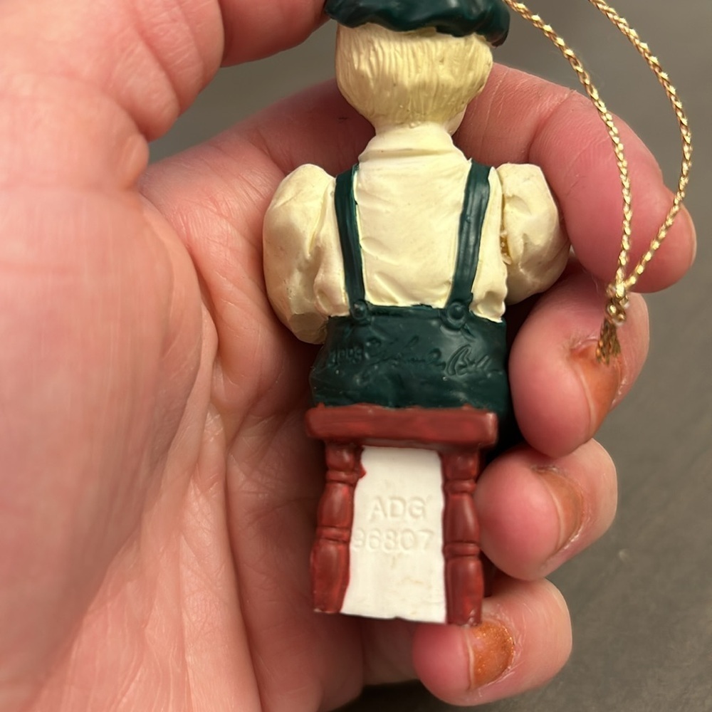 Adg doll - Picture 2 of 2